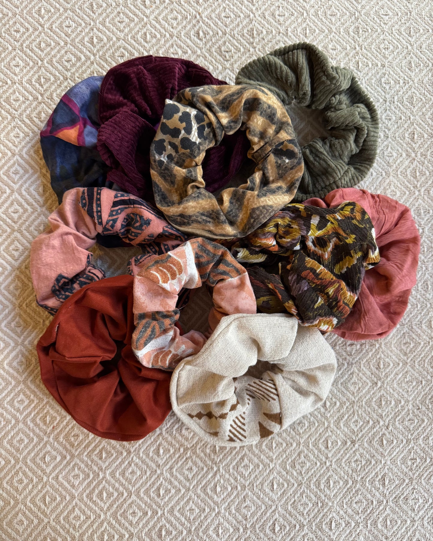 NEU: Upgecycelte Scrunchies