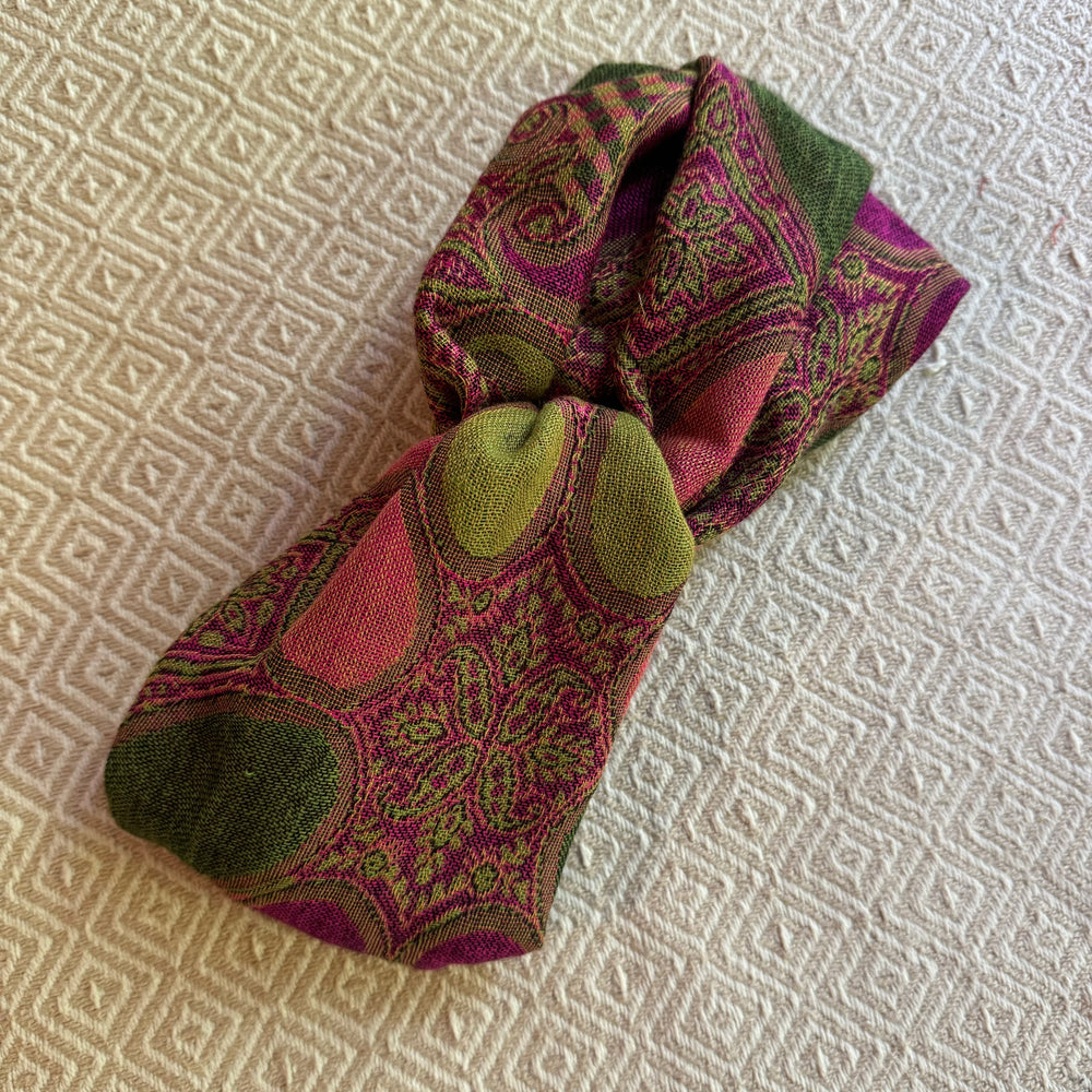 
                      
                        NEU: Tuchbänder Paisley Love
                      
                    