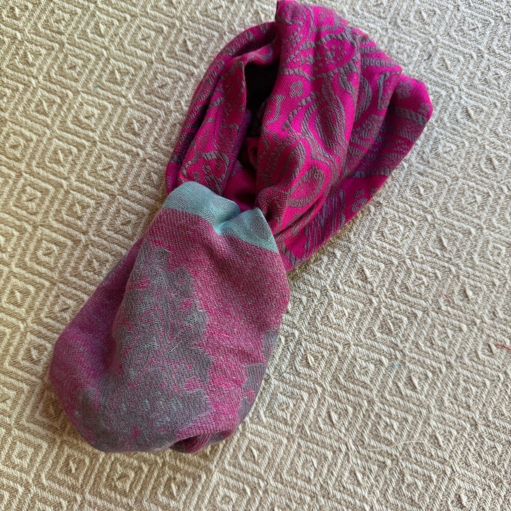 
                      
                        Upcycled Cloth Band Golden Paisley 
                      
                    
