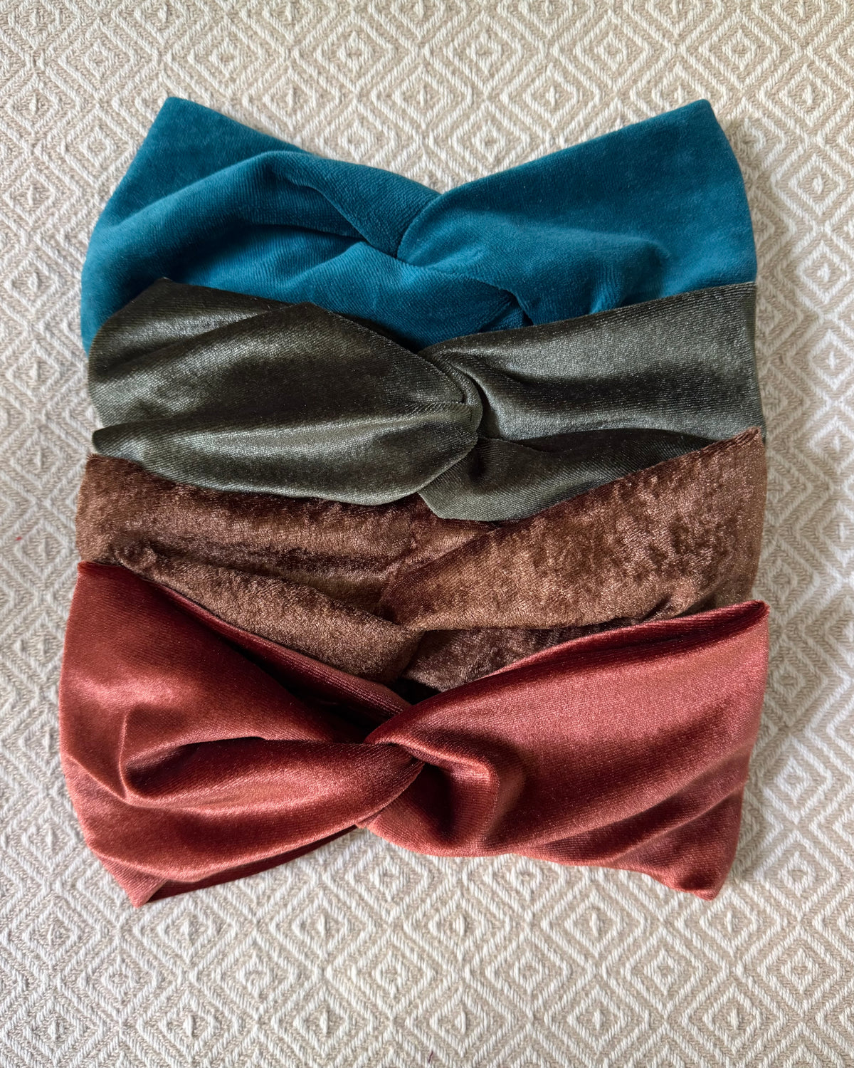 NEU: Upcycling Stirnbänder Samt