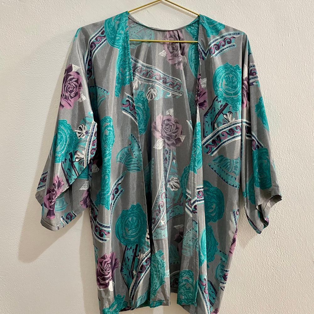 
                      
                        Upcycling Kimonos Sommer
                      
                    