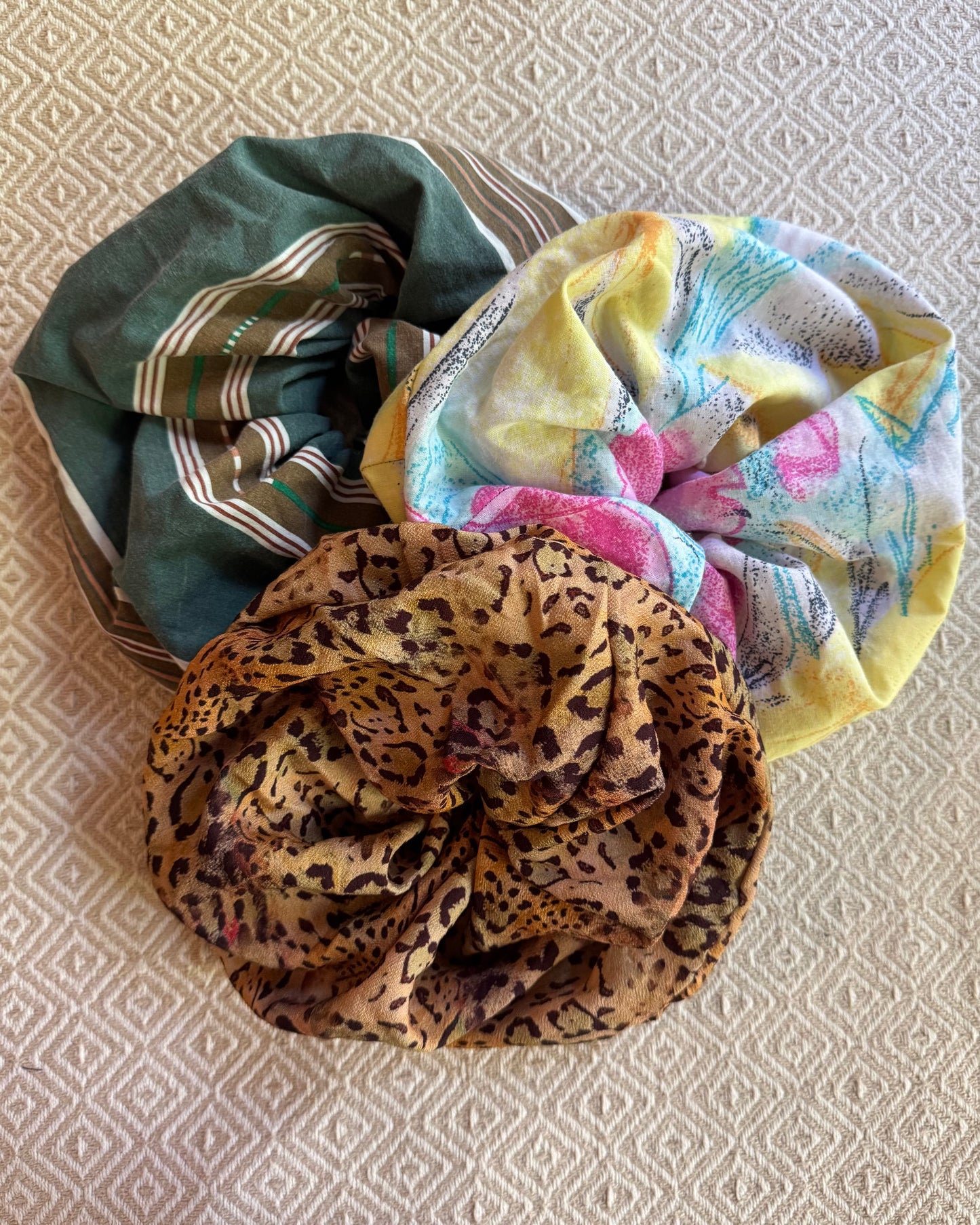 NEU: Upgecycelte Maxi Scrunchies