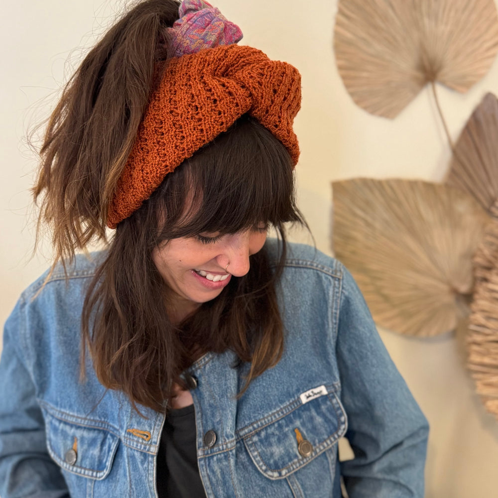 
                      
                        NEU: Turban-Strickstirnbänder
                      
                    