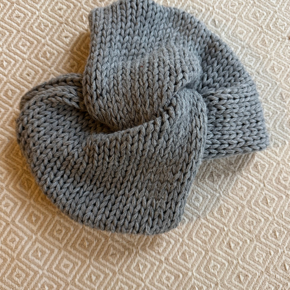 
                      
                        NEU: Strickstirnbänder
                      
                    