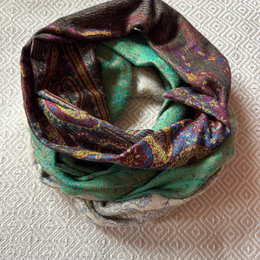 SALE: Draht-Trullas Paisley Love