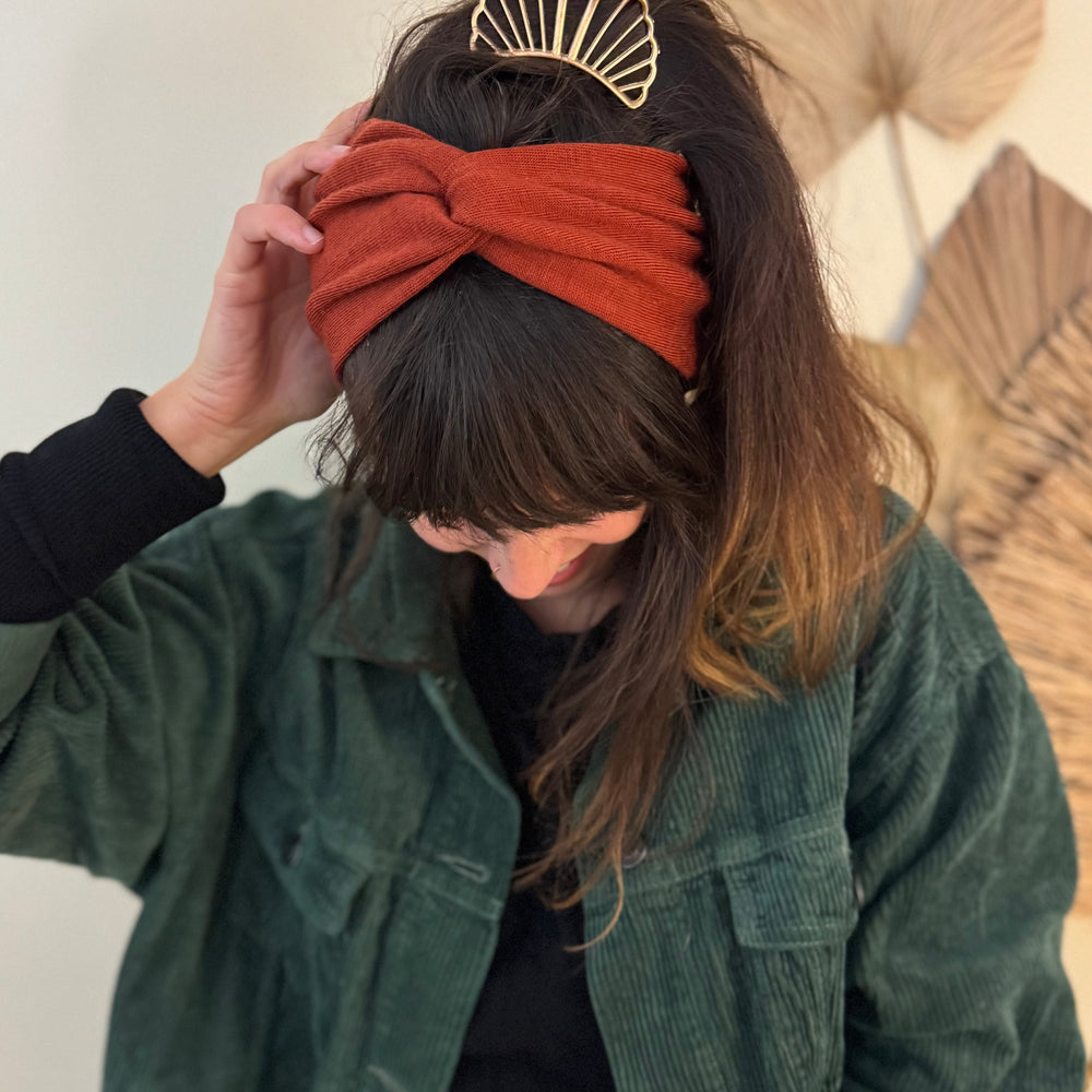 
                      
                        NEU: Upcycling Stirnbänder
                      
                    