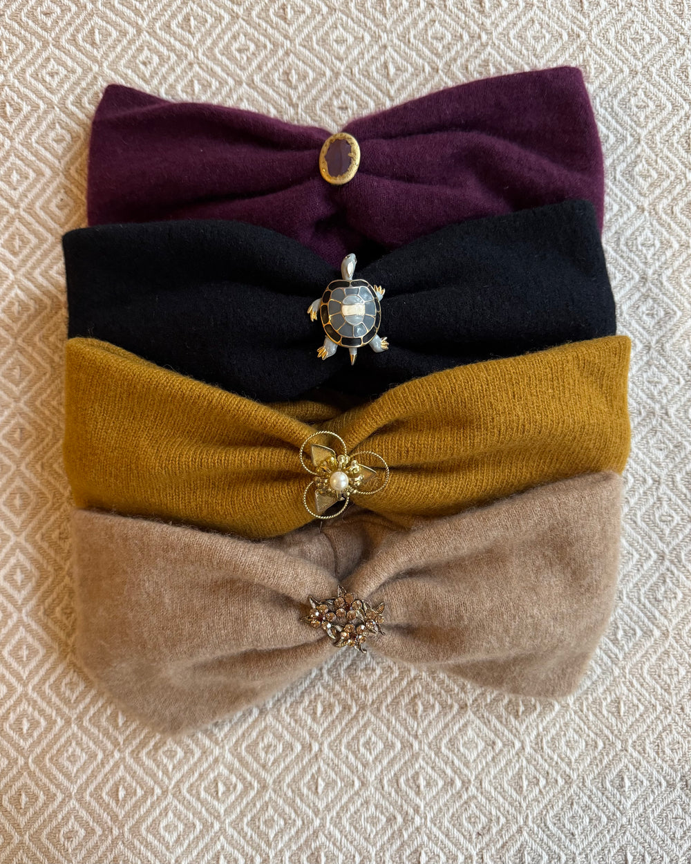 NEU: Broschenbänder Wolle