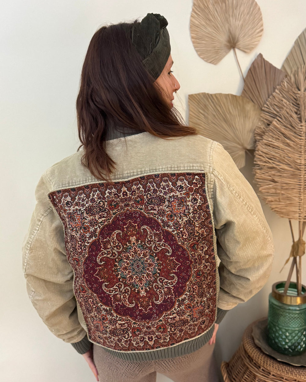 NEU: Upgecycelte Secondhand Jacken