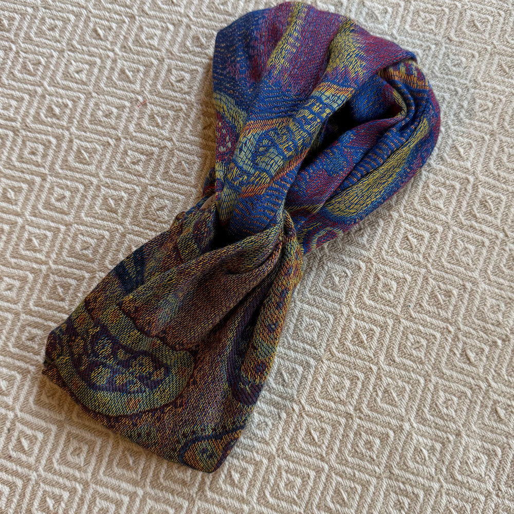 
                      
                        Tuchbänder Paisley Love
                      
                    