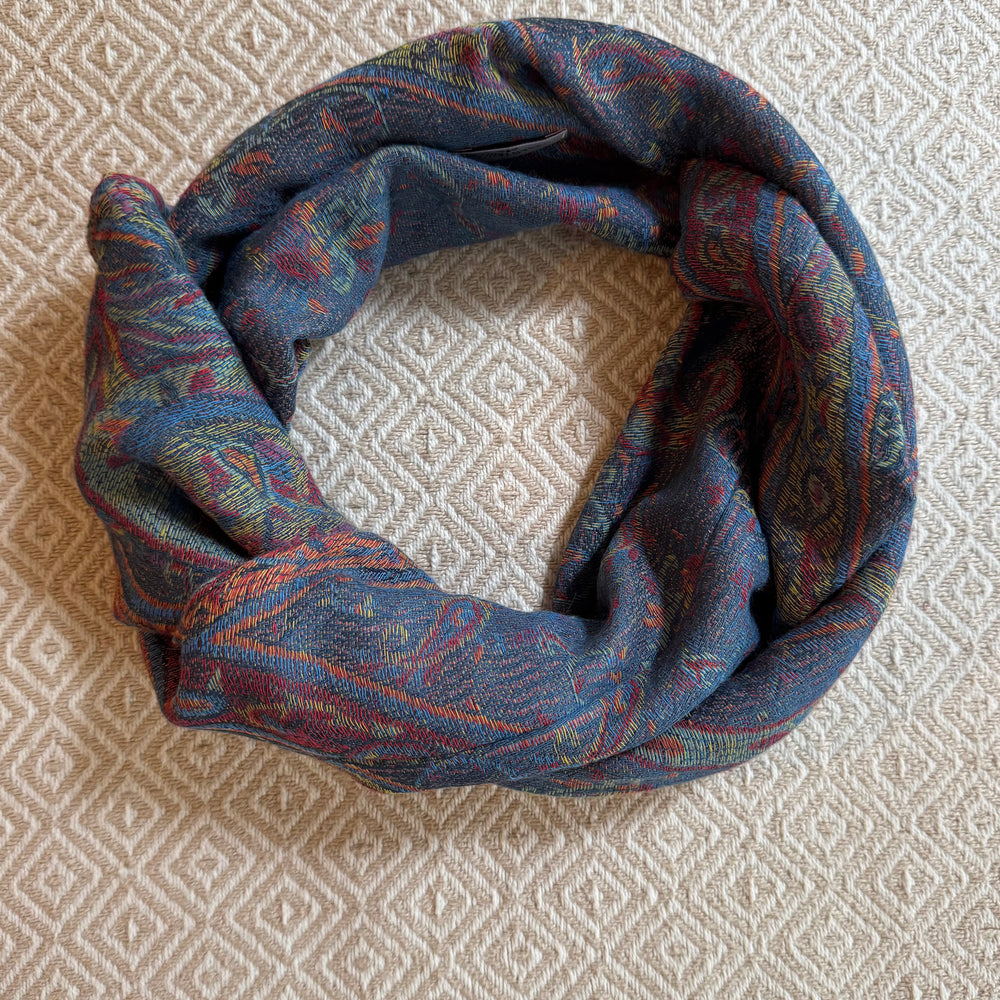 
                      
                        Draht-Trullas Paisley Love
                      
                    