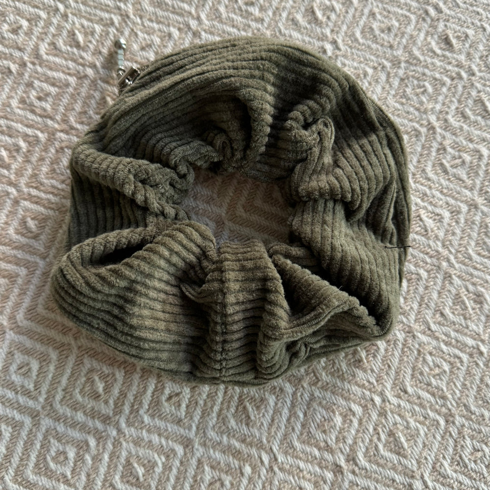 
                      
                        Upcycled Pocket Scrunchies
                      
                    