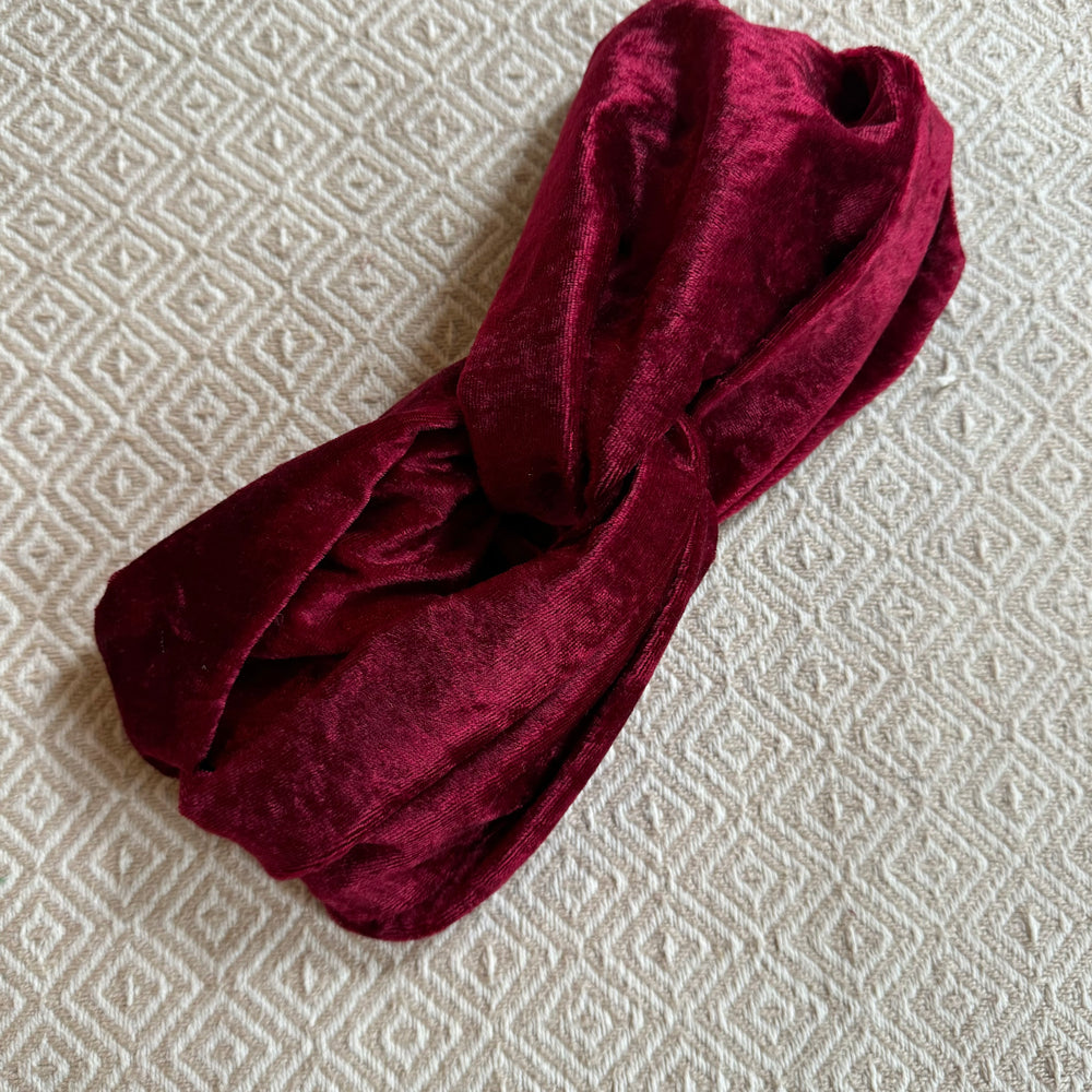 
                      
                        Upcycled velvet cloth ribbons 
                      
                    