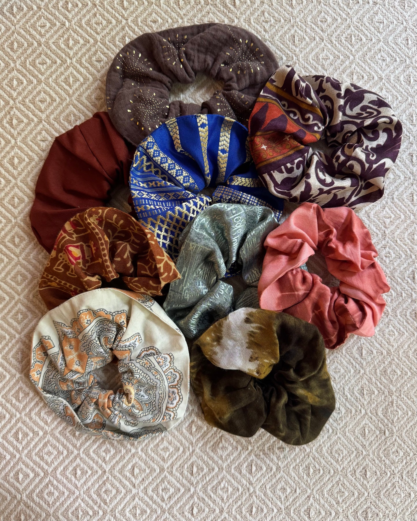 NEU: Upgecycelte Scrunchies