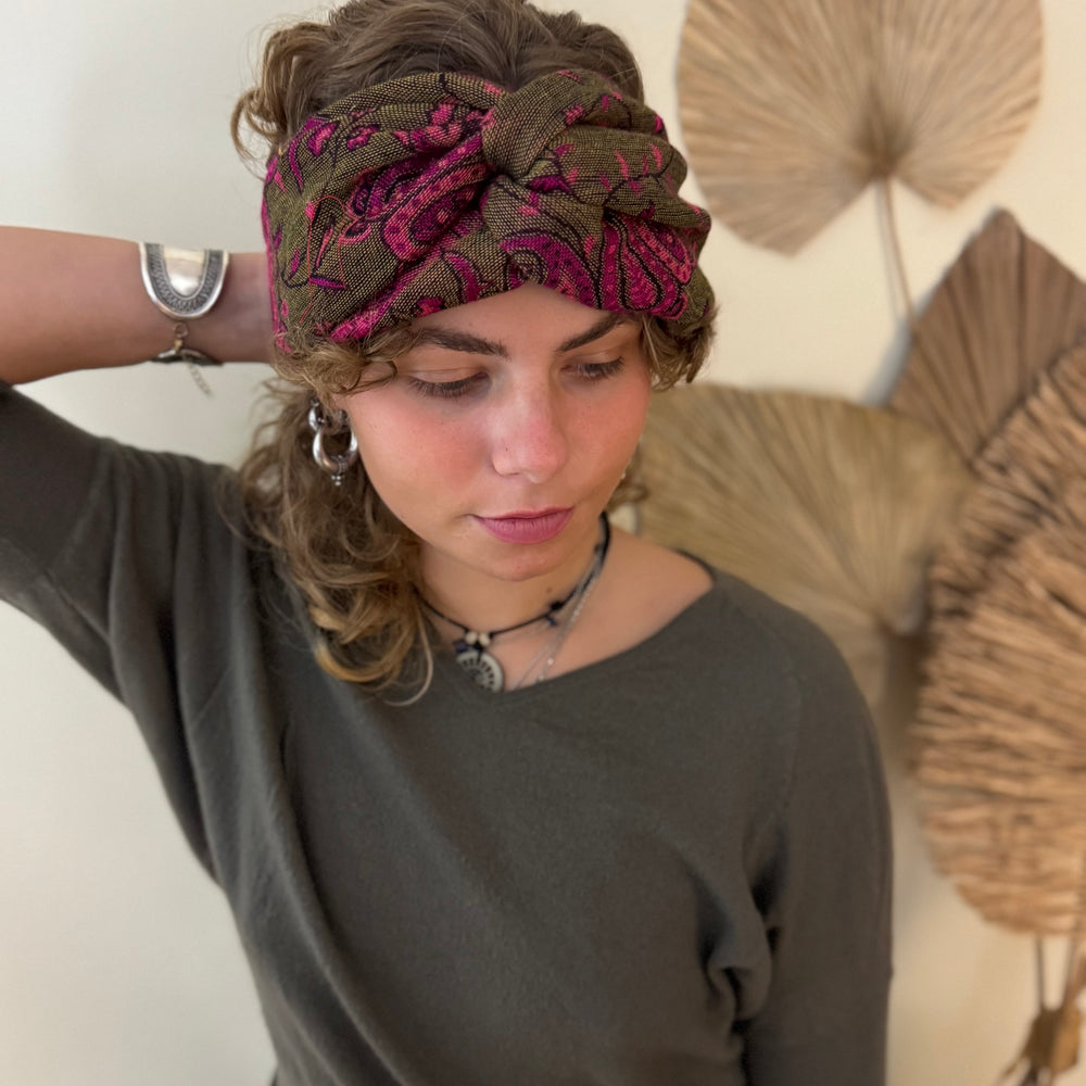 
                      
                        Upcycled Cloth Band Golden Paisley 
                      
                    