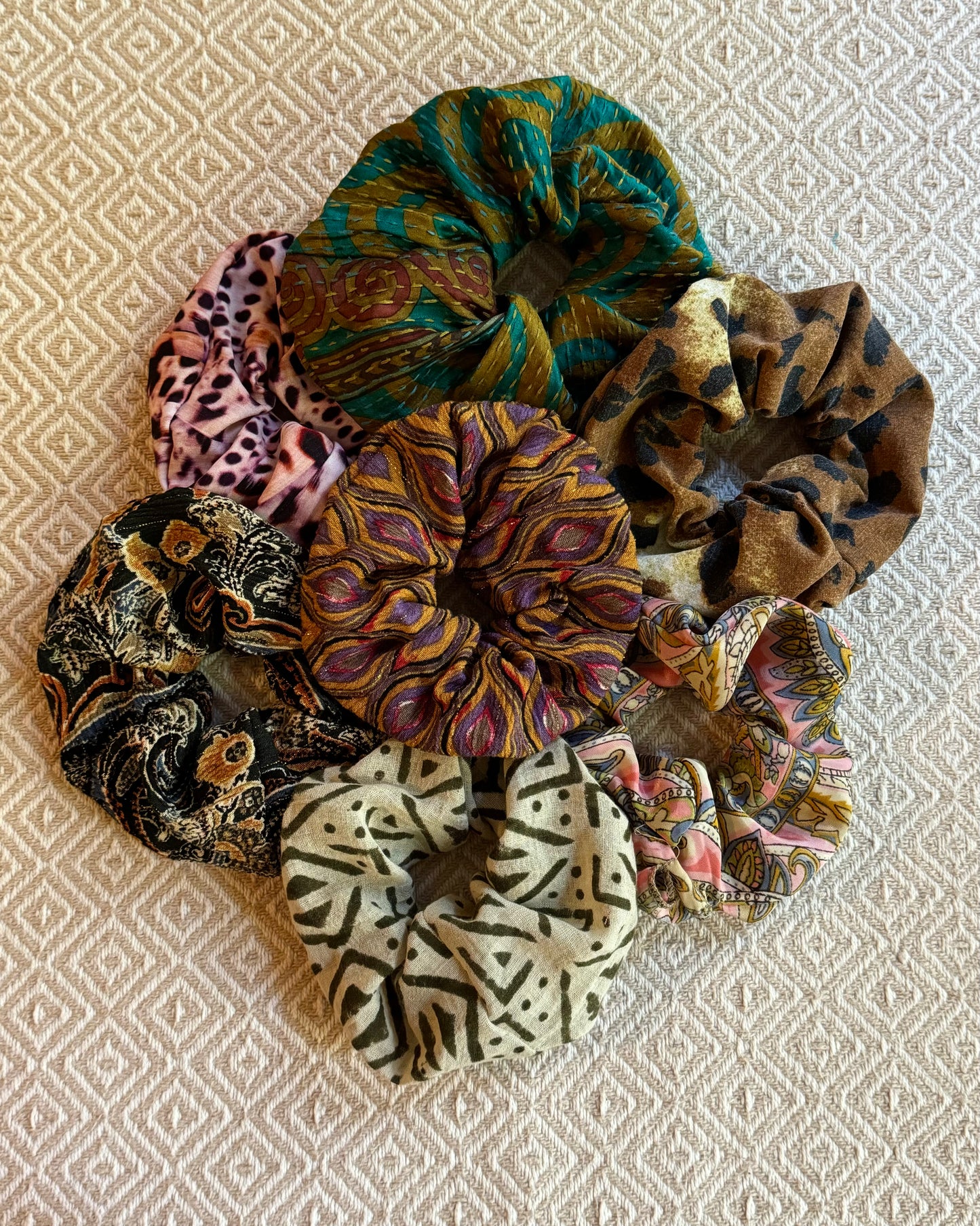NEU: Upgecycelte Scrunchies