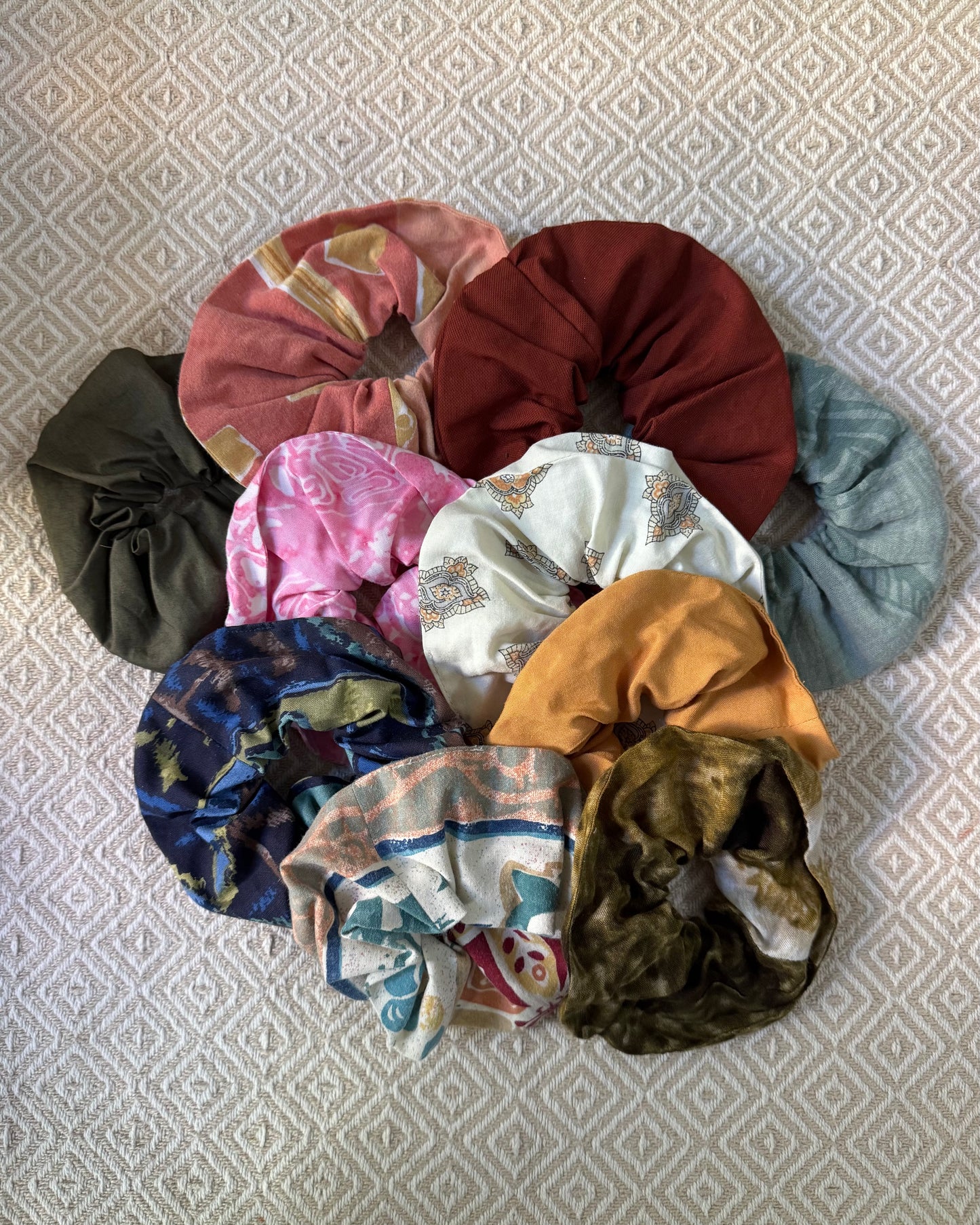 SALE: Upgecycelte Scrunchies